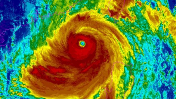 Super Typhoon Ragasa grounds hundreds of flights across Asia – Euronews.com