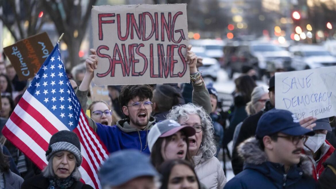 Aid on ice: How Trump’s freeze hurts the Pacific and Southeast Asia – Lowy Institute