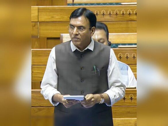 No bilateral sporting ties with Pakistan, but cricket team for Asia Cup won’t be stopped: Sports Ministry – The Economic Times