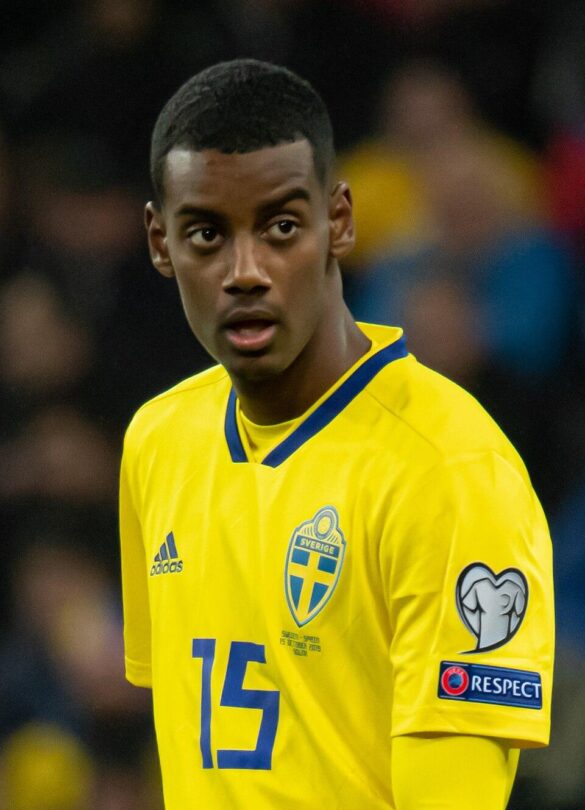 Isak wants to explore move away from Newcastle – BBC